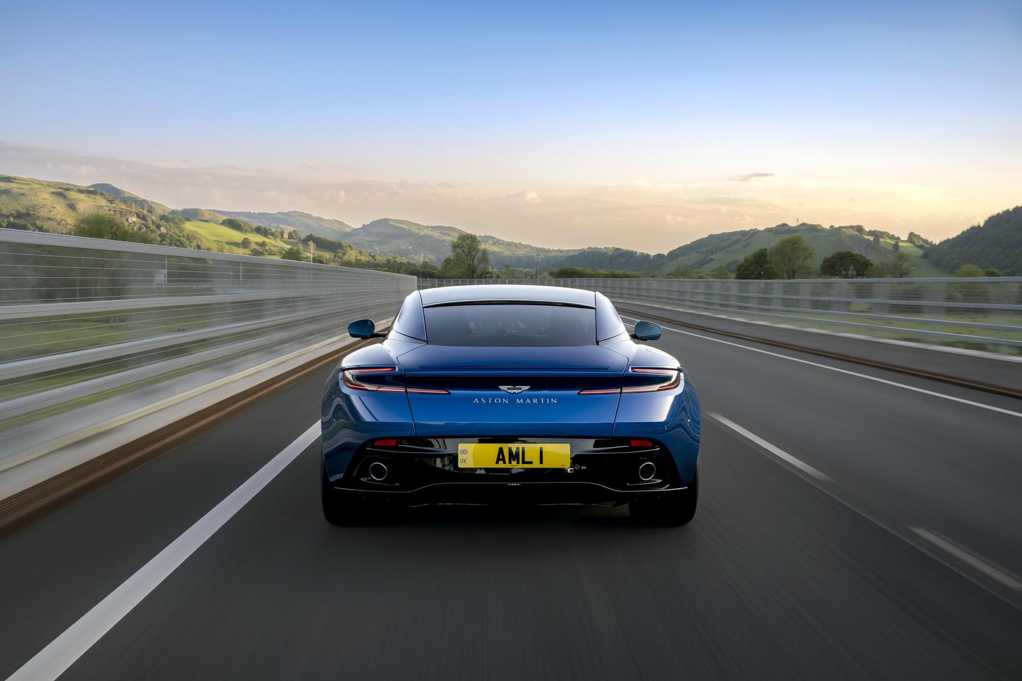 AstonMartinxBowers&Wilkins Experience.