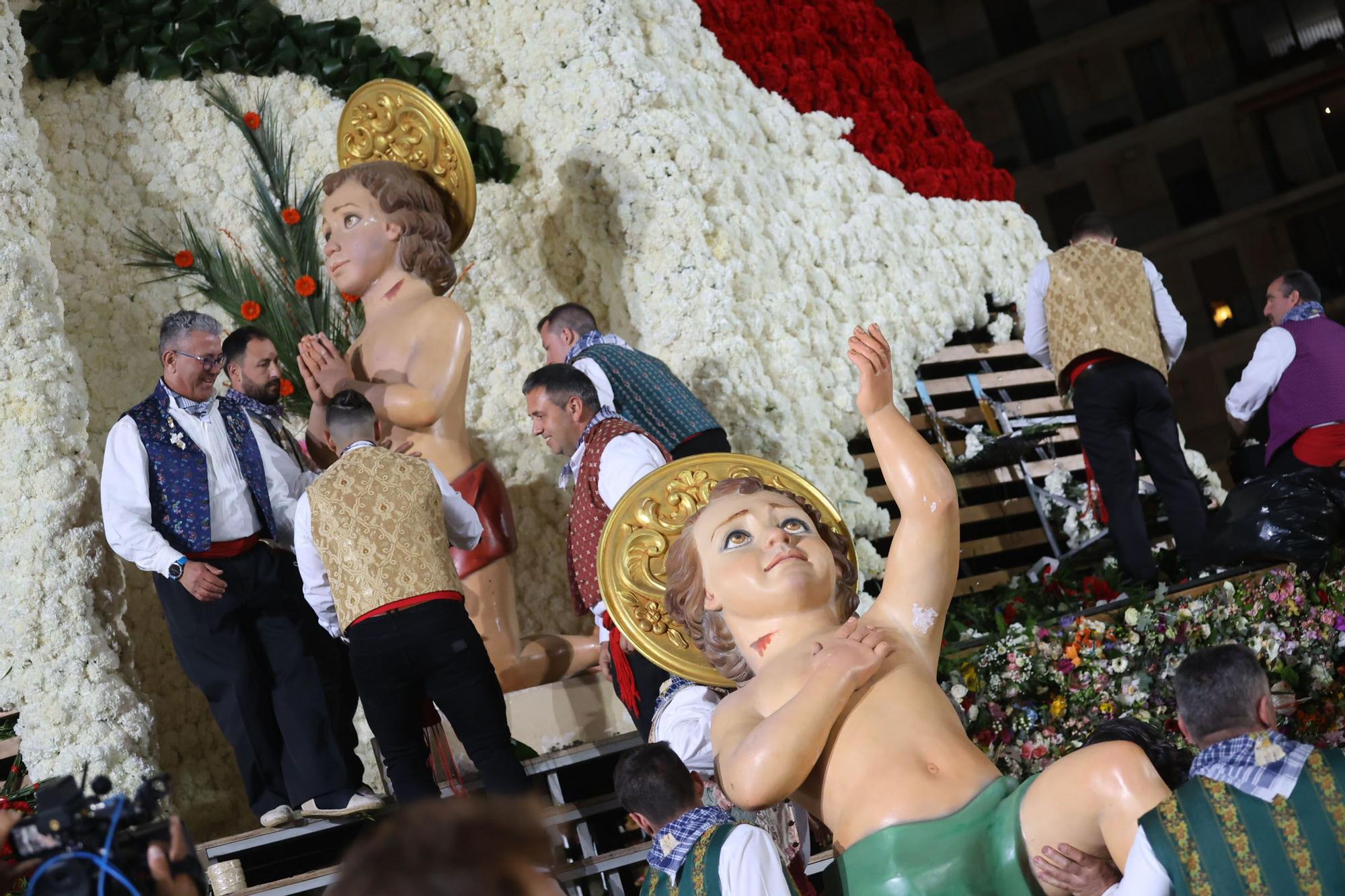 Búscate en el segundo día de la Ofrenda en la calle San Vicente entre las 21 y las 22 horas