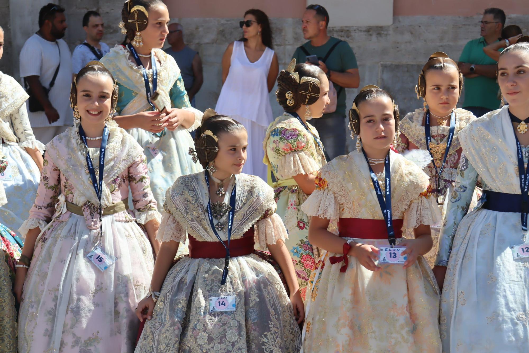 El centro de València recibe a las candidatas a Fallera Mayor Infantil 2025