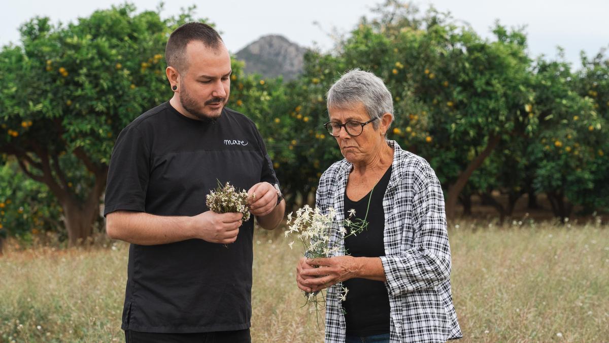 Miquel Gilabert y su madre, Josefina