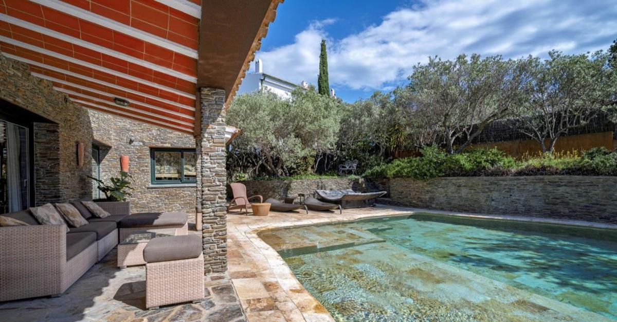 Les imatges de la casa de Pilar Rahola de Cadaqués, ara en venda