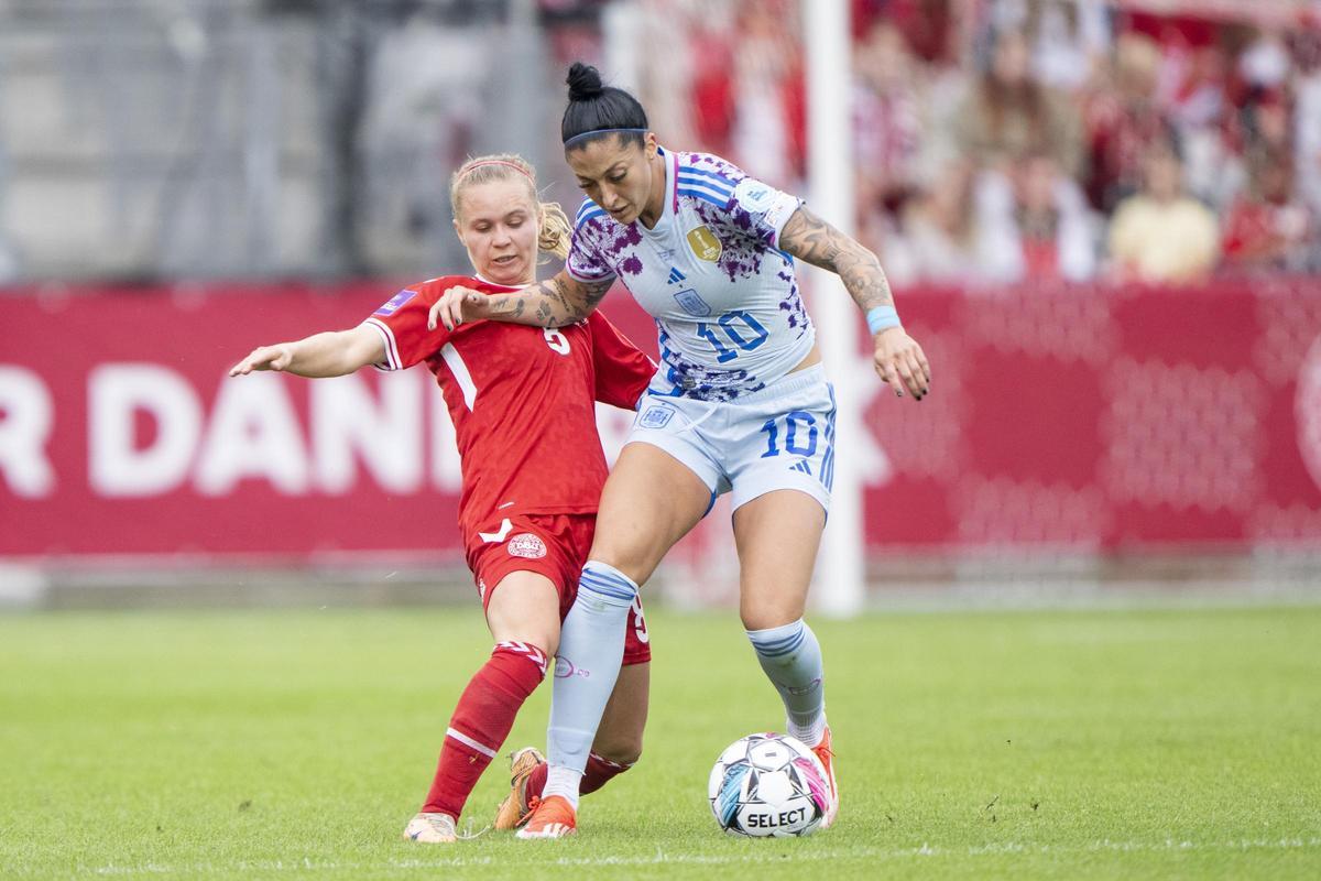 Dinamarca - España, partido de clasificación para la Eurocopa femenina, en imágenes.
