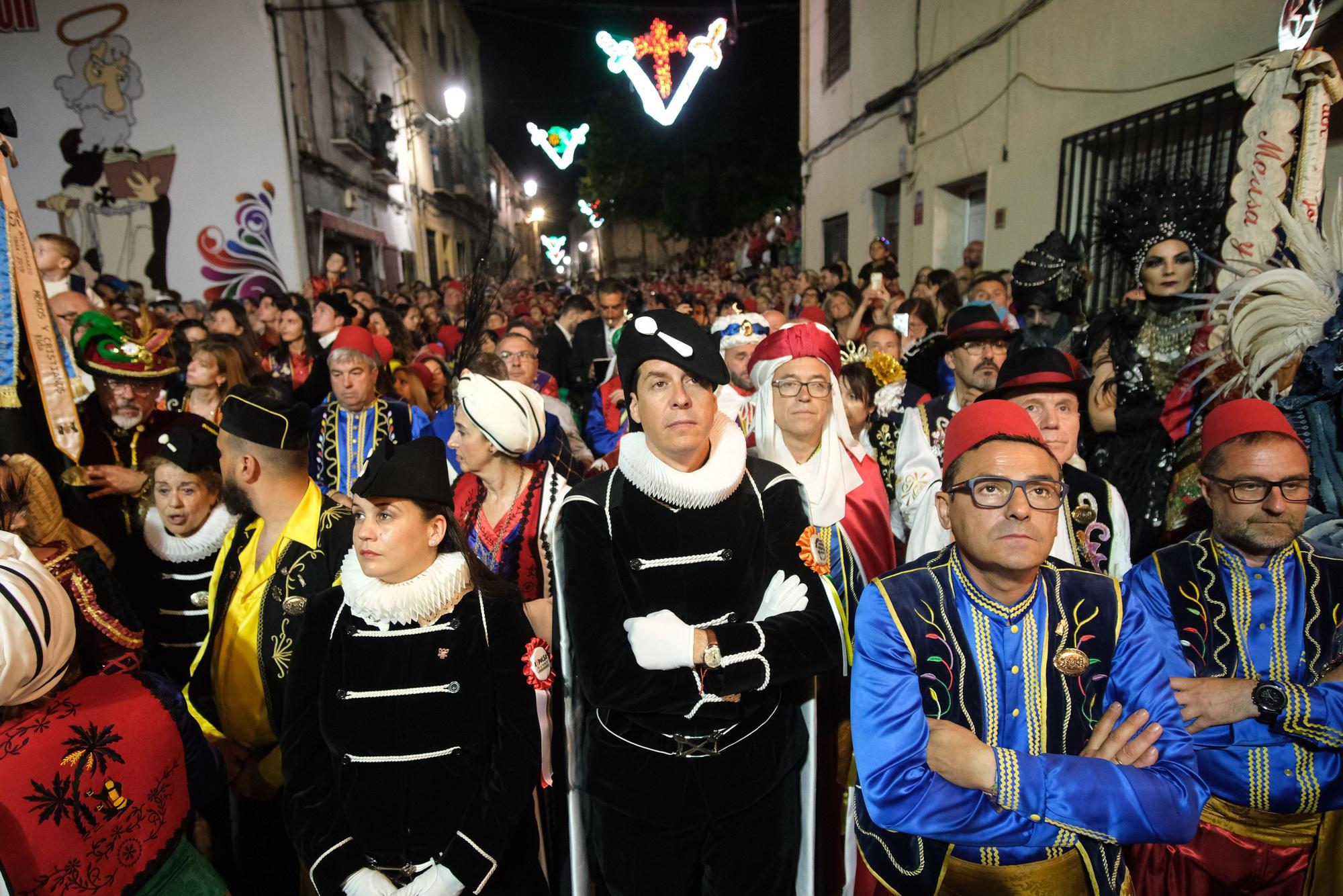 Elda agradece a San Antón el regreso de la fiesta