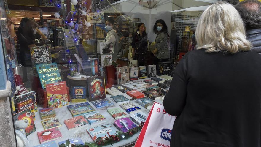 Las editoriales canarias encaminan la creación de una primera asociación para unir al sector