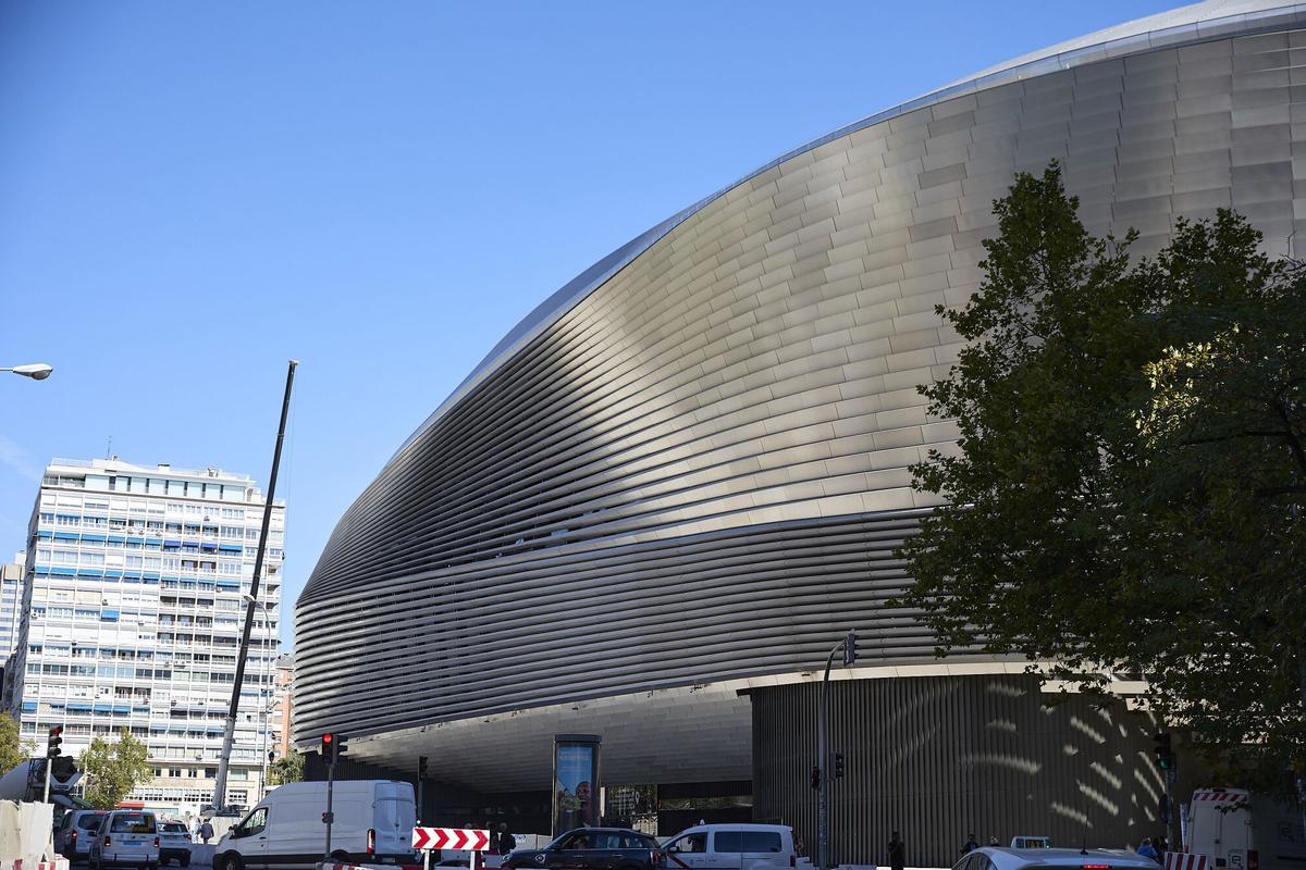 Fachada del Estadio Santiago Bernabéu.