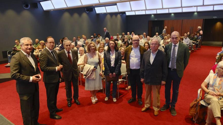 Custodio Castelo, João Chora y Paula Martins llenan el Club de fado por el Día de Portugal