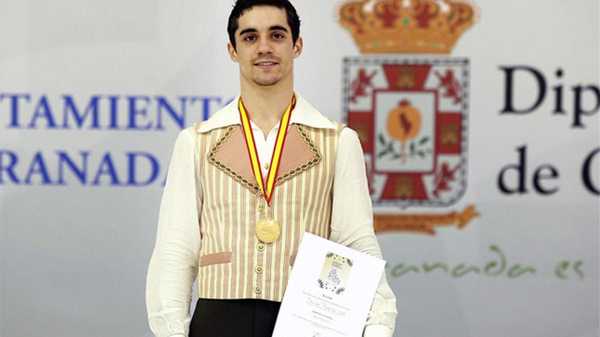 Fernández ganó la medalla de plata de la Final del ISU Grand Prix Barcelona 2014