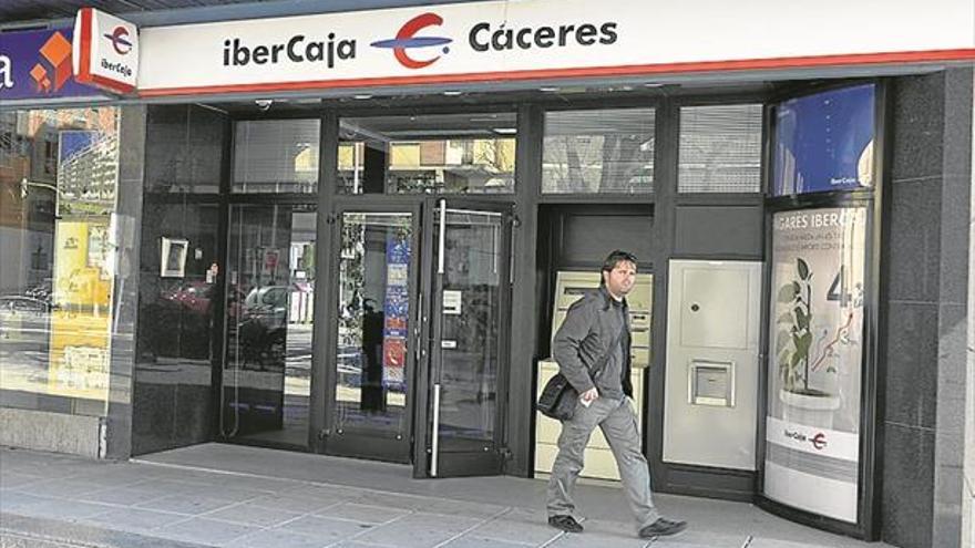 Ibercaja plantea suprimir 145 empleos en su red extremeña