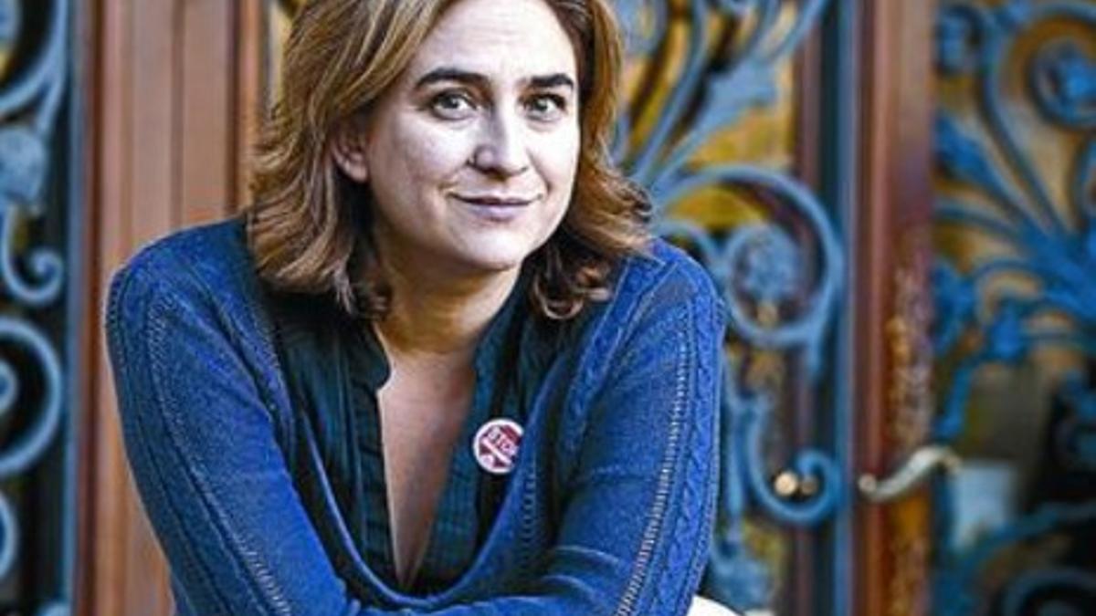 Ada Colau, ayer, ante el Col·legi d'Advocats de Barcelona.