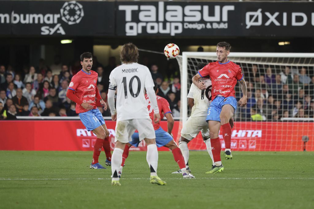 Todas las imágenes del histórico partido entre la Deportiva Minera y el Real Madrid