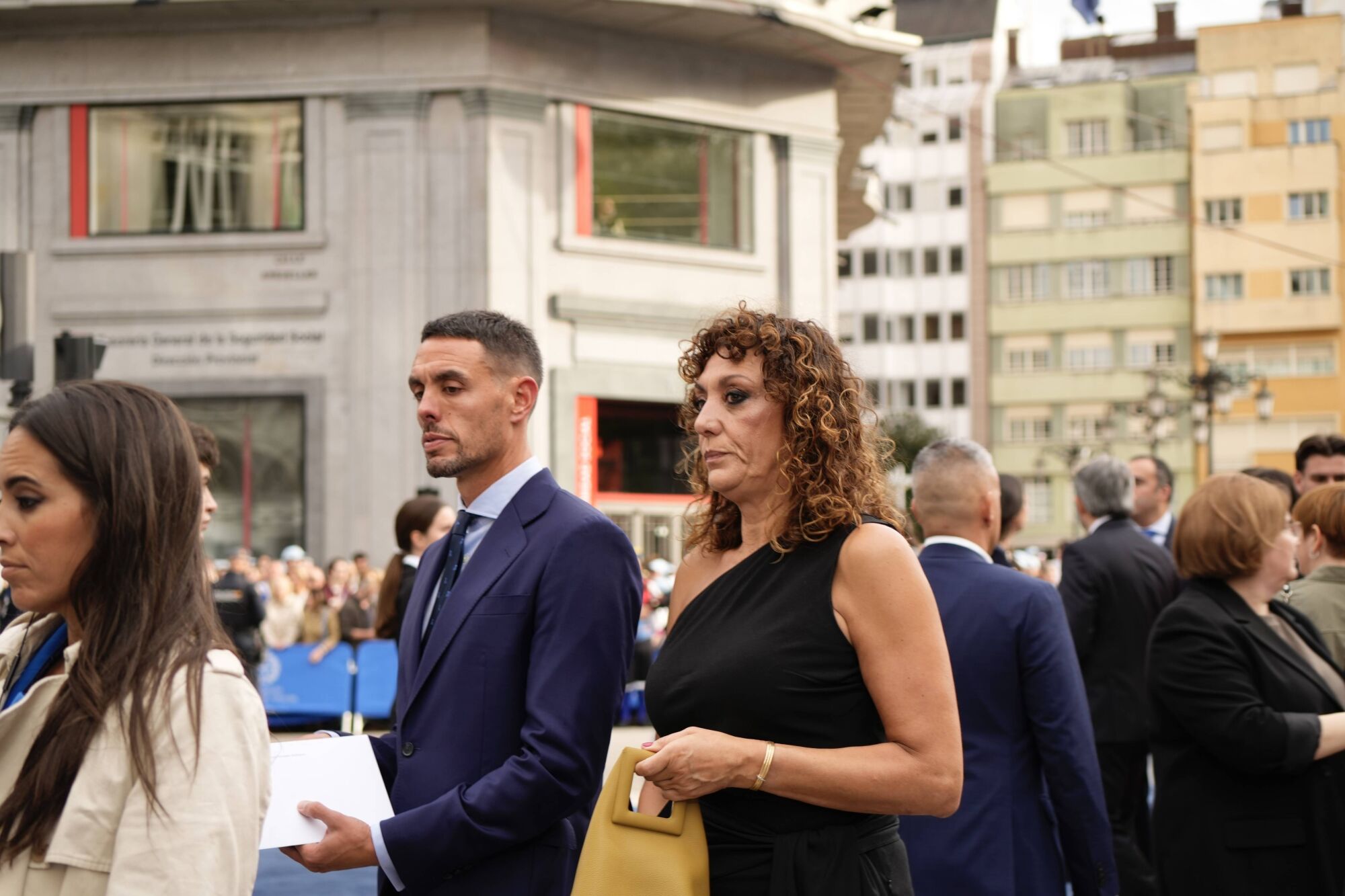 Así fue la llegada de los invitados a los premios "Princesa de Asturias" y su paso por la alfombra azul