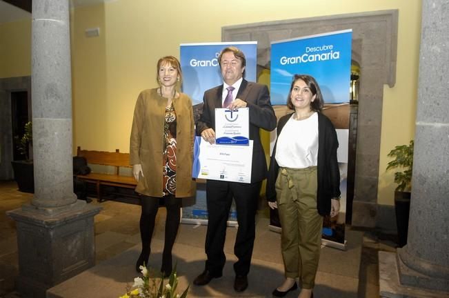 ENTREGA DISTINCIONES TURISTICAS