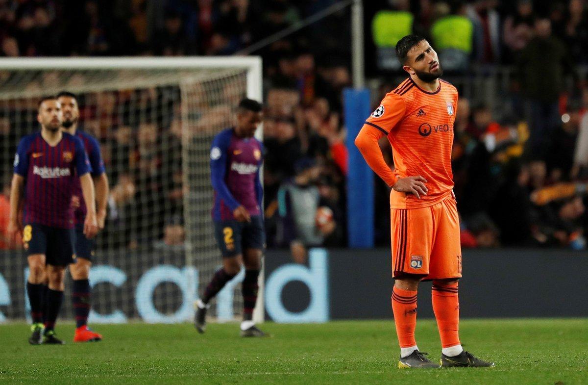 Soccer Football - Champions League - Round of 16 Second Leg - FC Barcelona v Olympique Lyonnais - Camp Nou, Barcelona, Spain - March 13, 2019  Lyon’s Nabil Fekir reacts                        REUTERS/Susana Vera