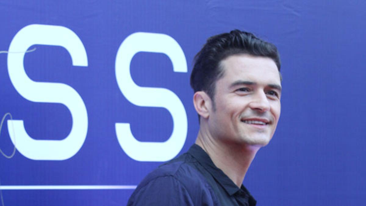 Orlando Bloom en una presentación en China