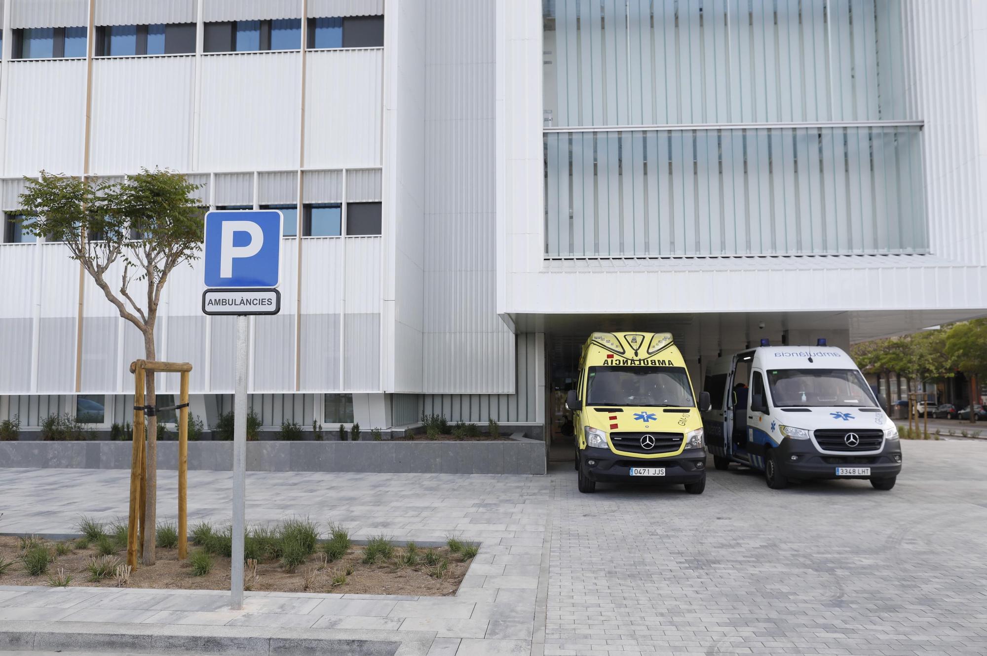 Així ha estat el trasllat dels pacients a la nova Clínica Girona