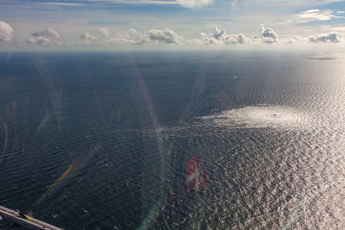 Foto aérea de la fuga en el gasoducto Nord Stream 2.