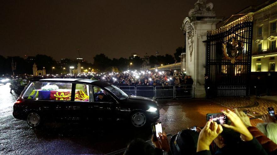 L’última nit d’Isabel II a Buckingham