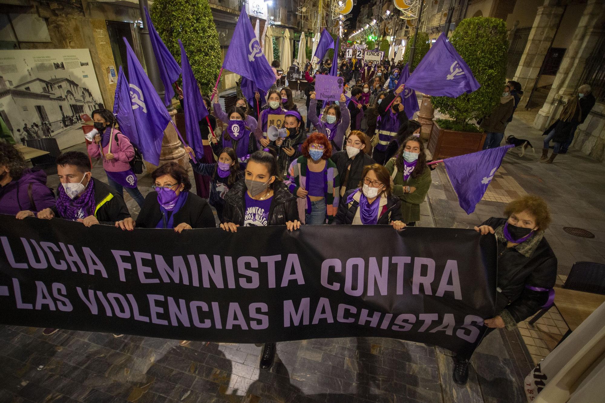 25N: Manifestación contra la violencia de género en Cartagena