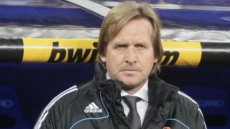 Bernd Schuster salió del Real Madrid por la puerta de atrás.