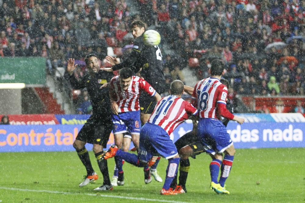 Sporting 2 - 1 Sevilla