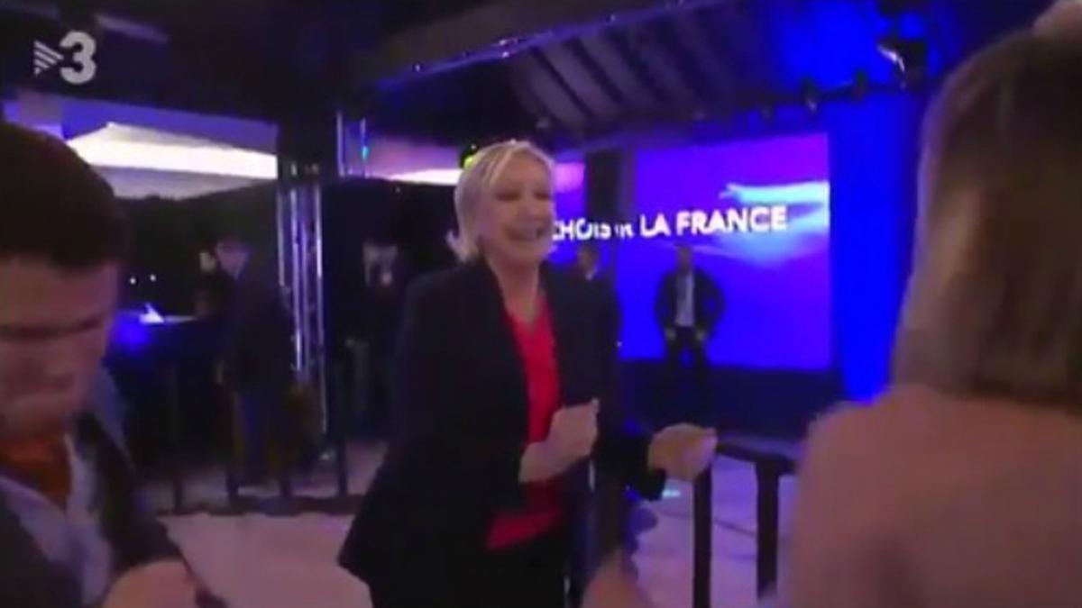 Marine Le Pen 'dance': los montajes del bailoteo electoral