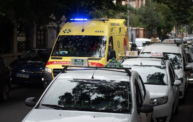 Segunda caravana de taxistas por Santa Cruz de Tenerife