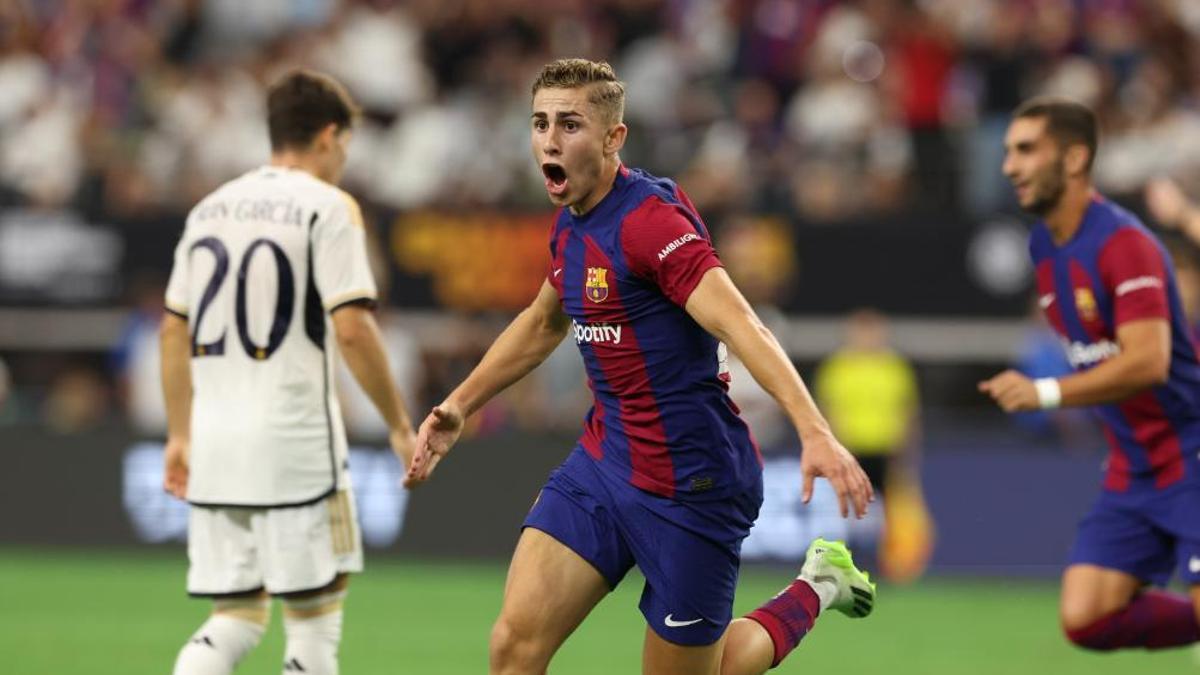 Fermín López, canterano del Barça, celebra su gol ante el Real Madrid