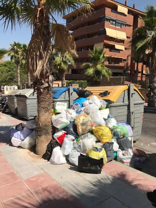 Basura sin recoger durante tres días