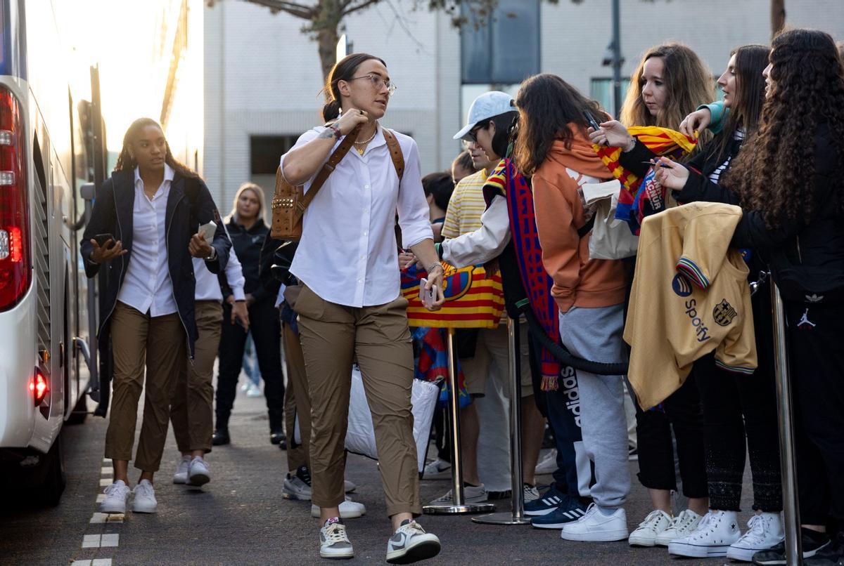 Así fue la llegada a Eindhoven del FC Barcelona