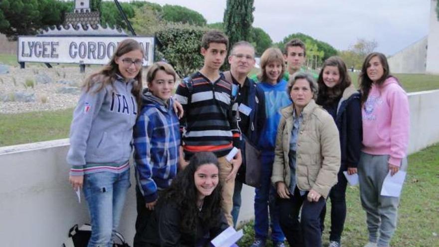 Alumnos del Neira Vilas que acaban de regresar de Royan (Francia). / la opinión