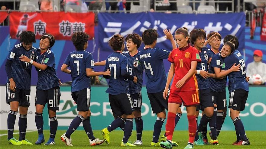 España deja escapar la gloria mundial ante una efectiva Japón