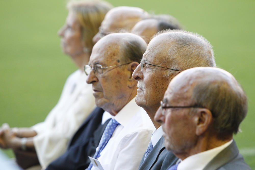 El Valencia rinde homenaje a sus socios más fieles