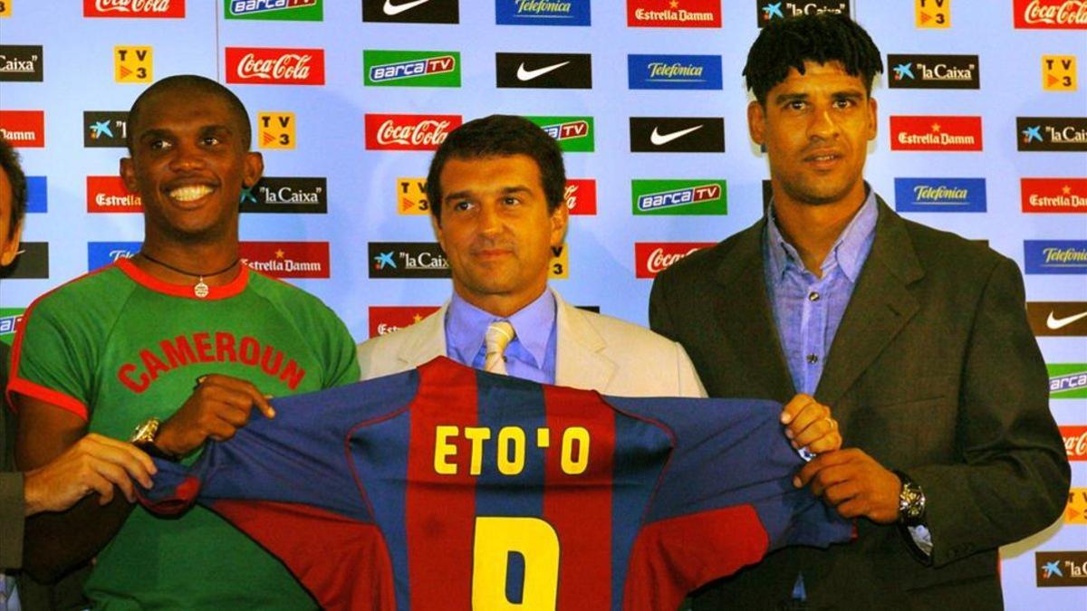 Eto'o, el día de su presentación como jugador del FC Barcelona