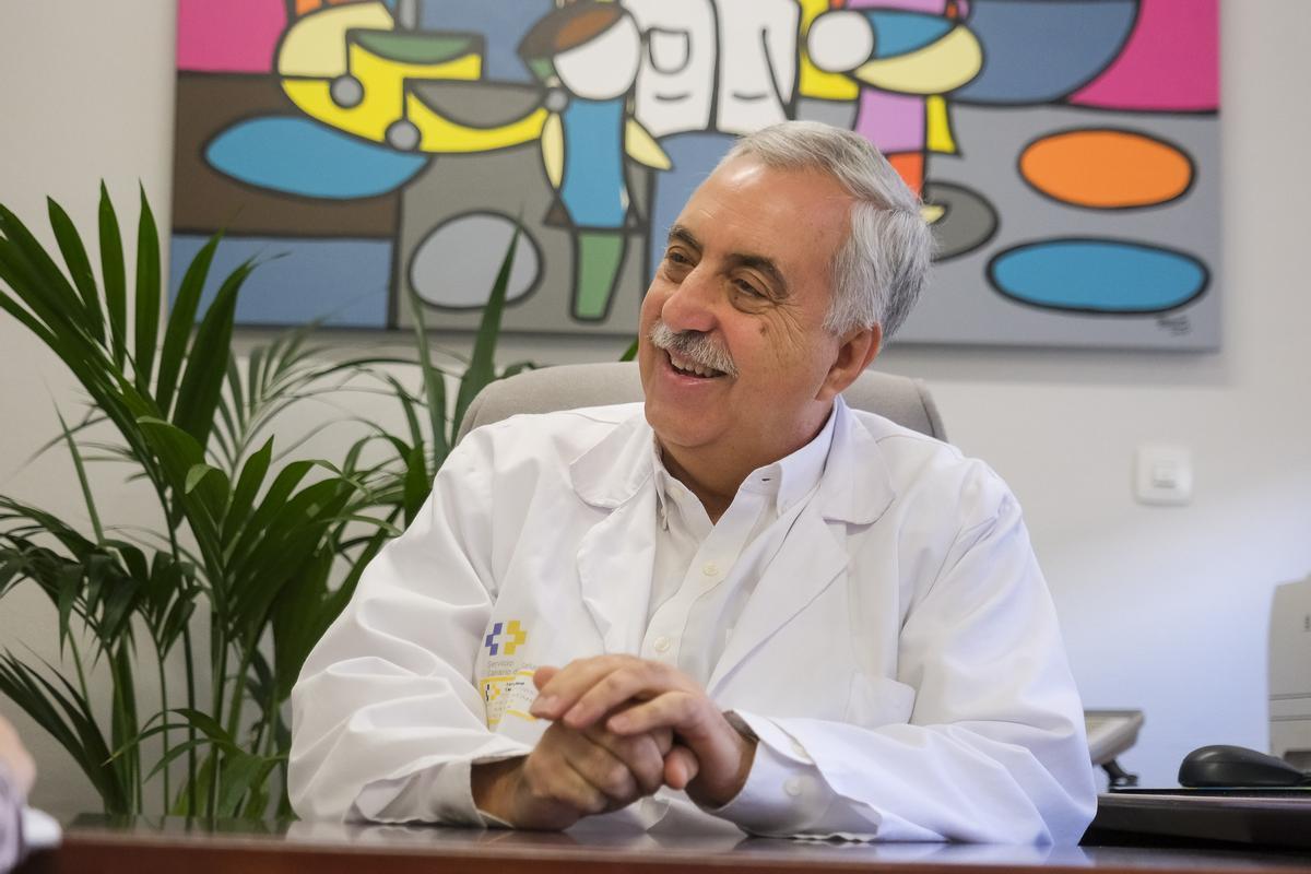 Luis Peña Quintana, jefe del Servicio de Gastroenterología y Nutrición en el Materno de Canarias.