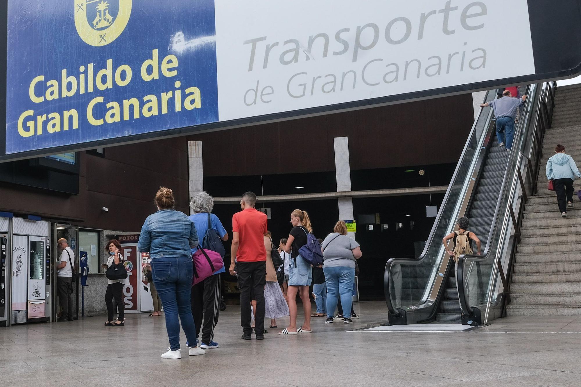 Primer día de rebaja con los bonos de transporte al 50%