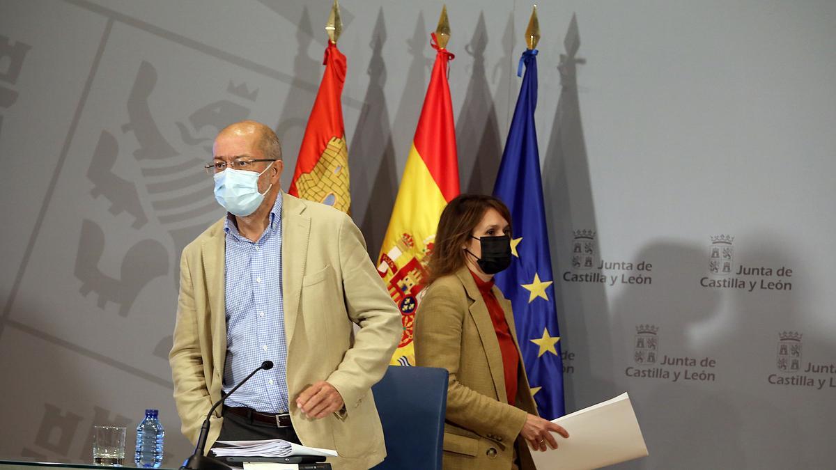 Igea y la consejera Rocío Lucas durante la rueda de prensa de esta mañana.