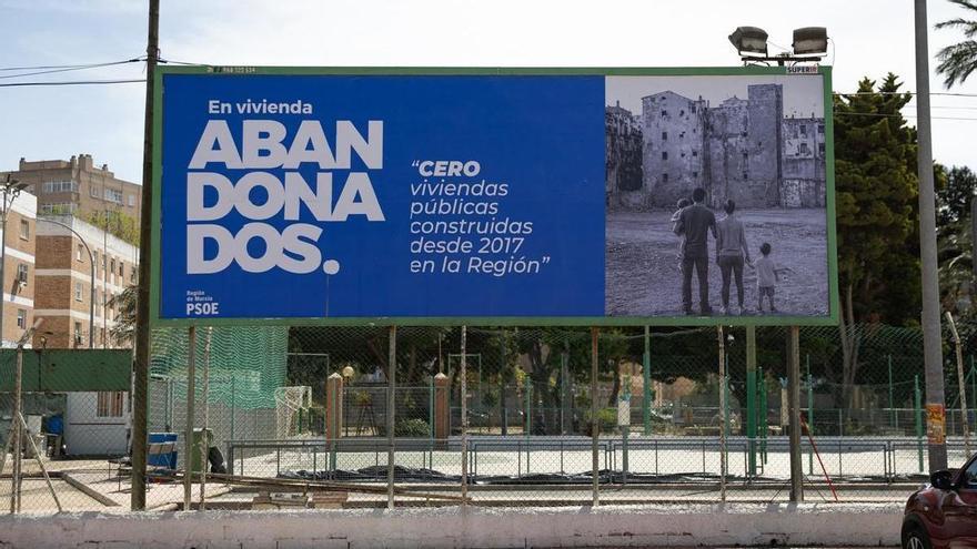 'Abandonados', la nueva campaña del PSOE en la Región de Murcia para minar el Gobierno de López Miras