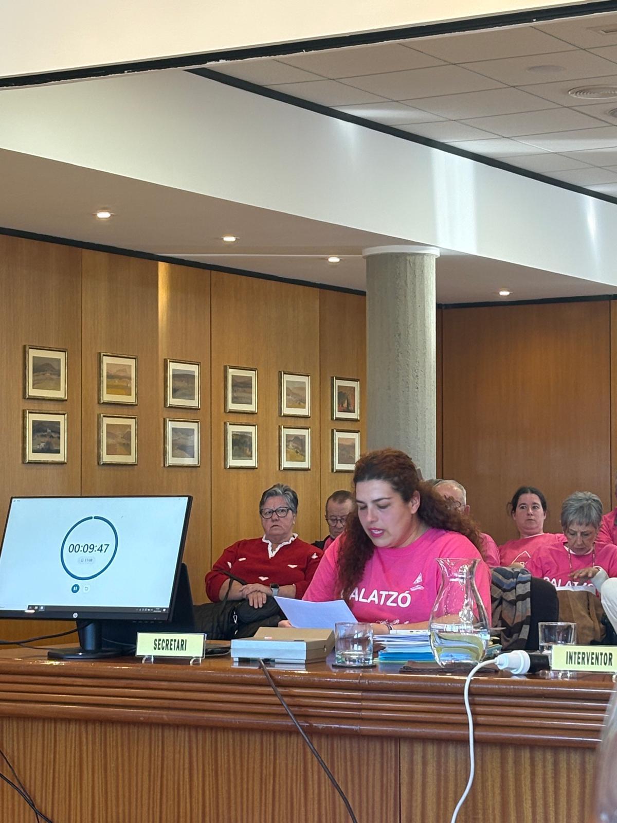 Una representante vecinal de Galatzó intervino en el pleno de Calvià