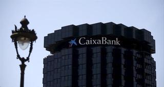 Caixabank ganó 403 millones en el primer trimestre, el 47,9% más
