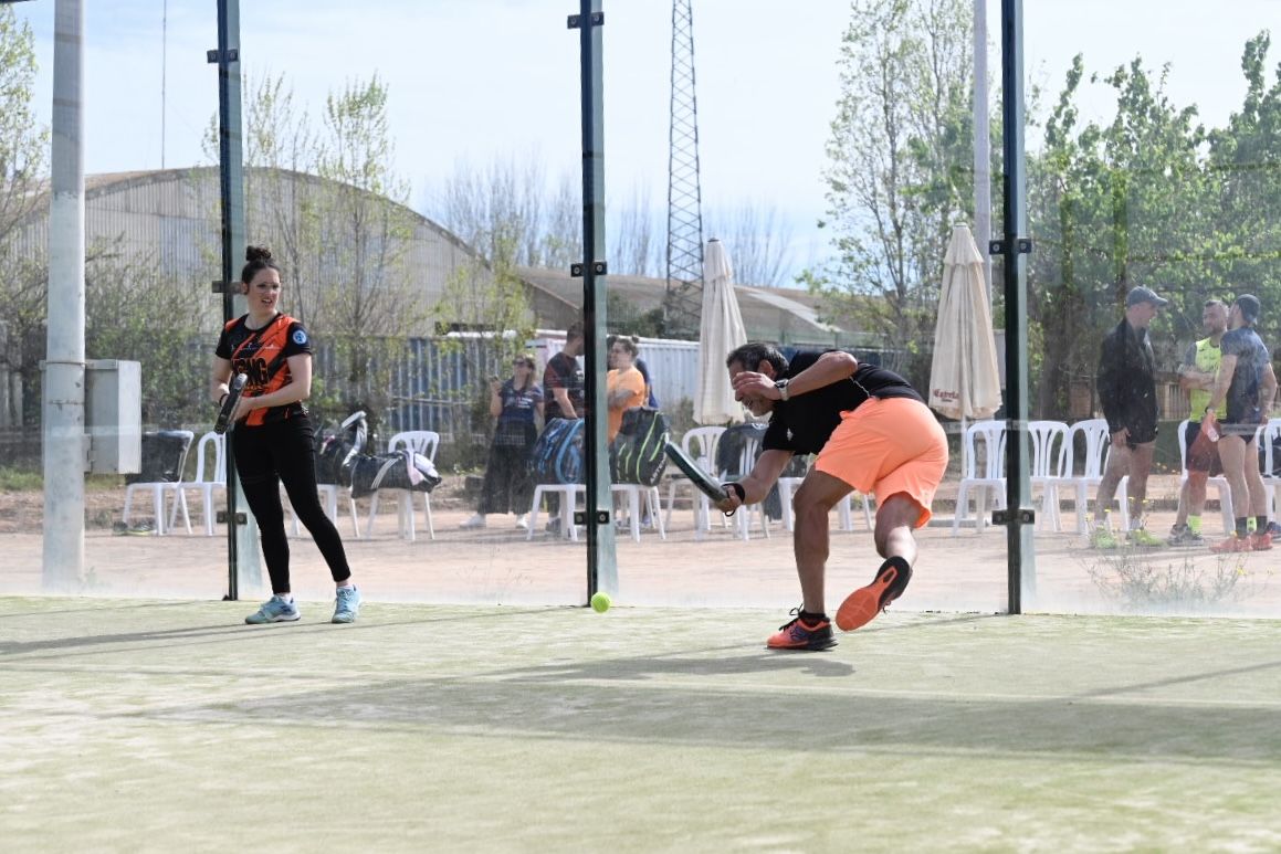 Las mejores imágenes de la jornada de pádel solidario de la Gaiata 15 en Castelló