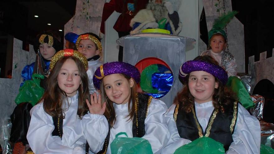 La carroza de Melchor, ayer, en Posada (Llanes).