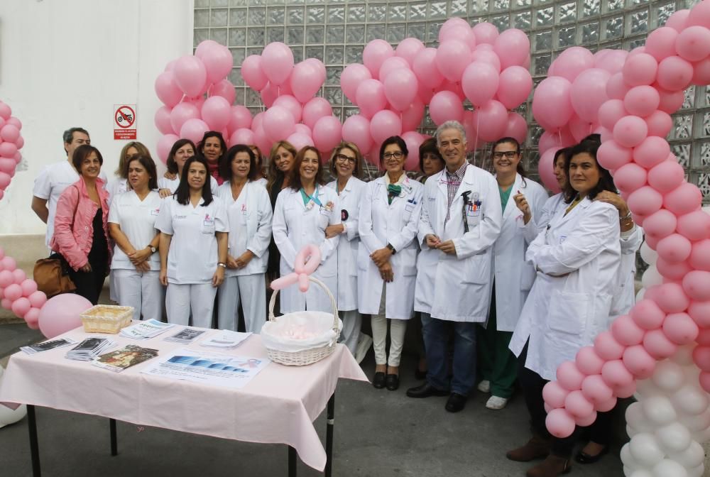 Meixoeiro lanza globos para solidarizarse en la lucha contra el cáncer // A.Villar