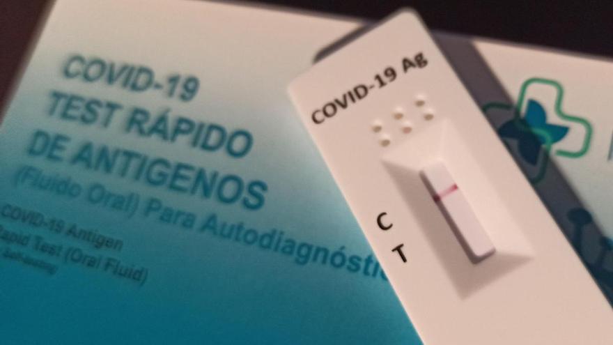 La venta de test de antígenos en farmacias sigue disparada: aumenta casi un 300% frente a finales de junio