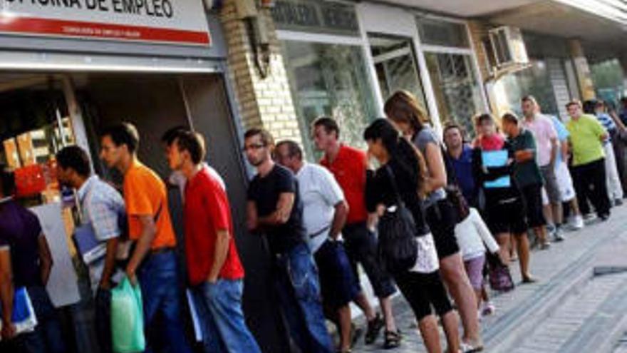 Canarias suma en un mes más parados  de los que perdió en la campaña navideña