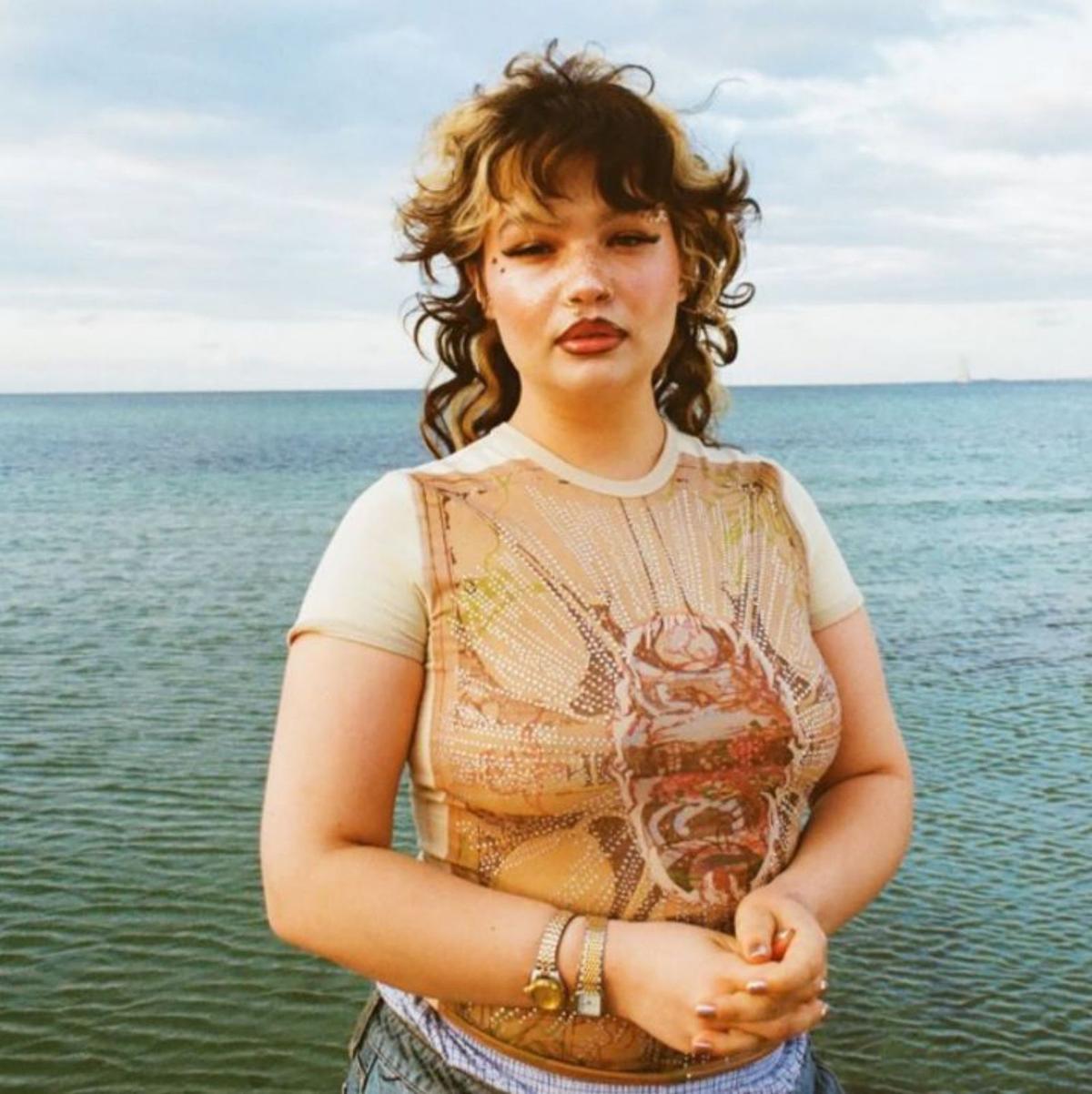 Lola Young actuará en Paredes de Coura este mes. | | INSTAGRAM