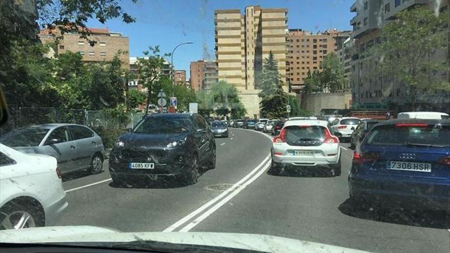 El PSOE de Cáceres pide que las obras de asfaltado sean de noche para evitar los problemas