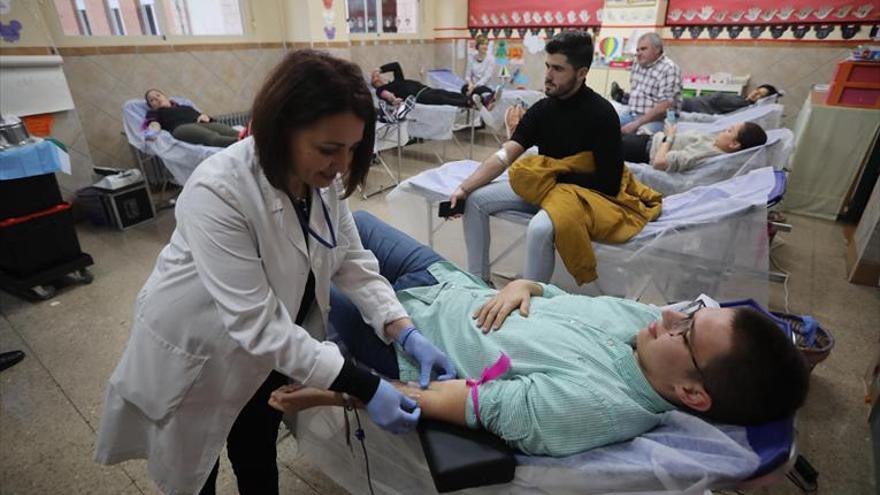 Cómo aprender a donar sangre y a practicarlo