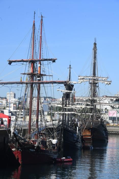 Réplicas de navíos históricos, en A Coruña