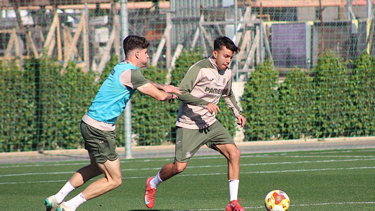 El Villarreal B recibe al Eldense, en el partido pendiente del 14 de febrero, en el Mini Estadi.