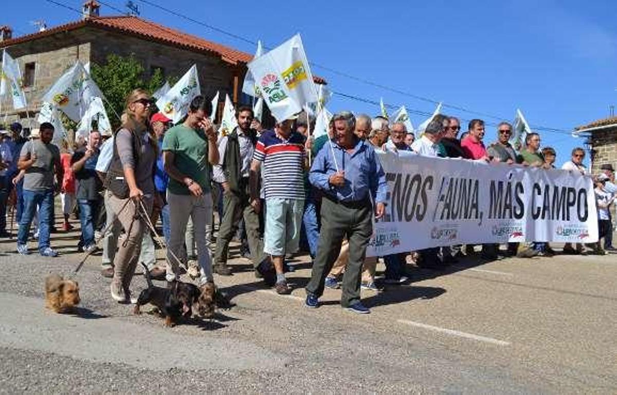 "El día que el lobo se coma las nóminas..."
